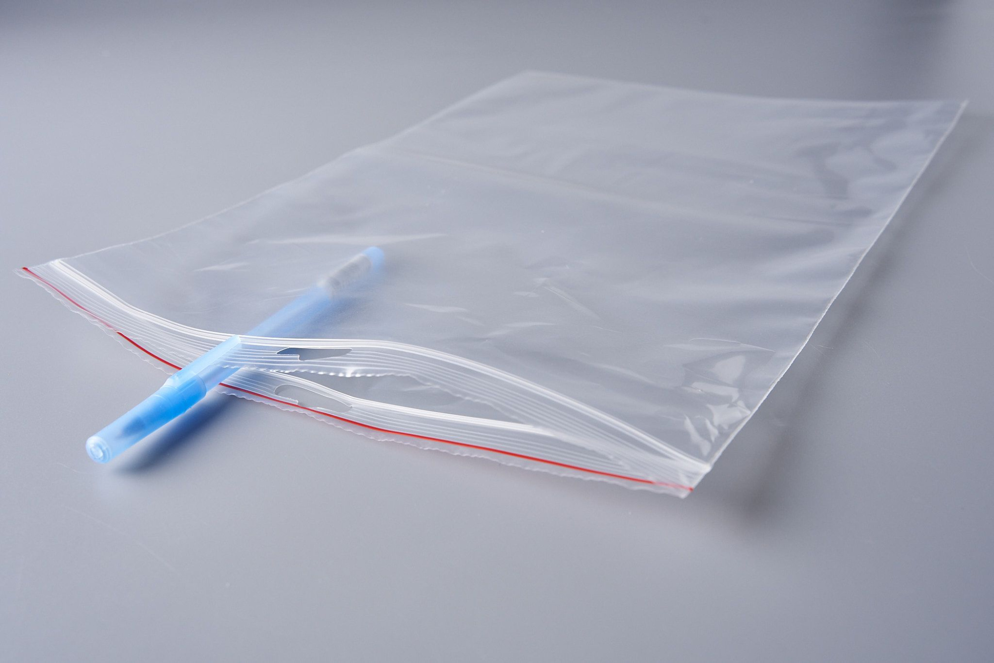 Пакет с замком Zip-Lock (Зип лок), 25х35 см, с европодвесом, сверхпрочный, 60 мкм, 100 шт.