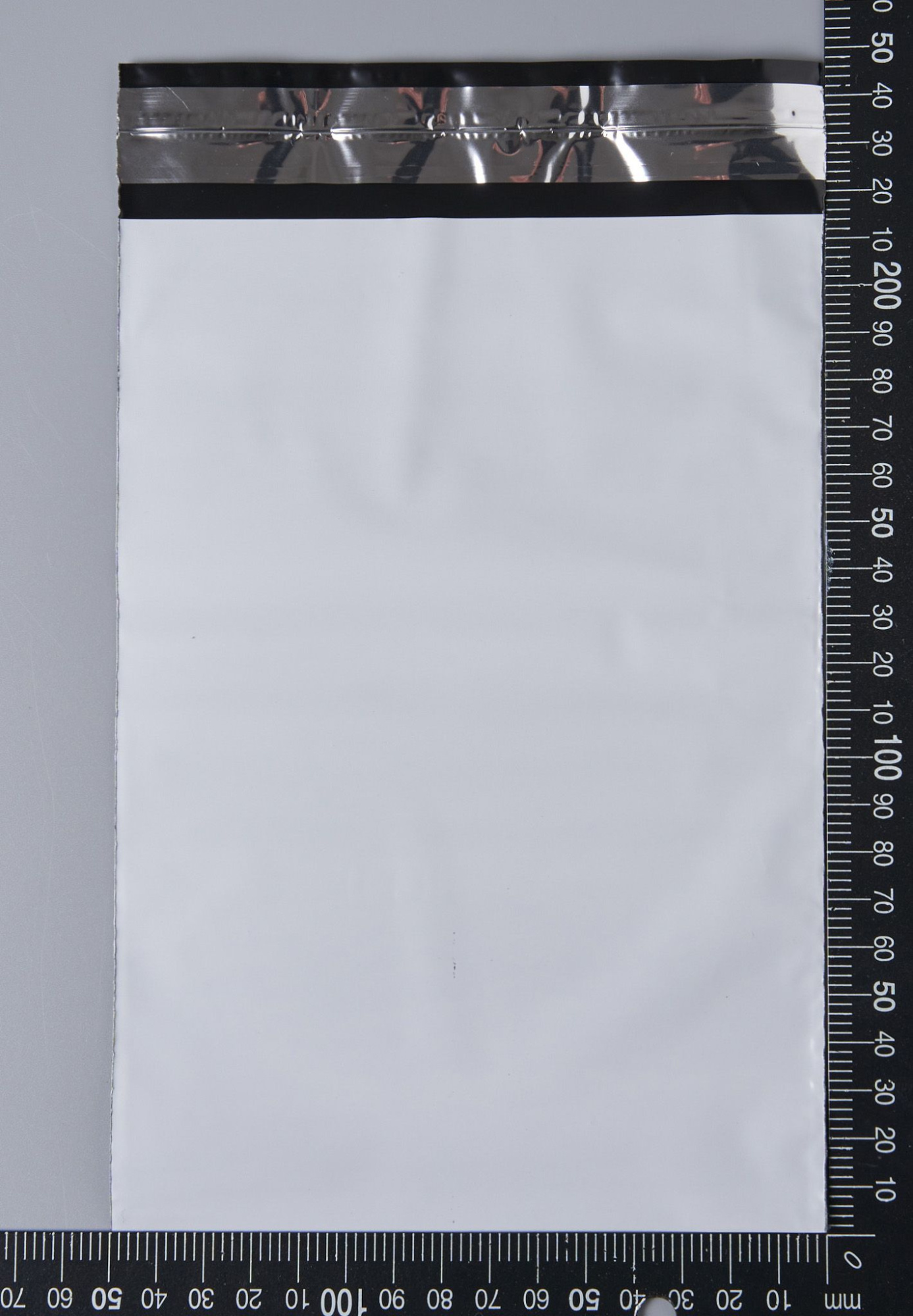 Курьерский пакет (сейф пакет), 150х210+40, с клеевым клапаном, без кармана, 60 мкм, 500 шт.