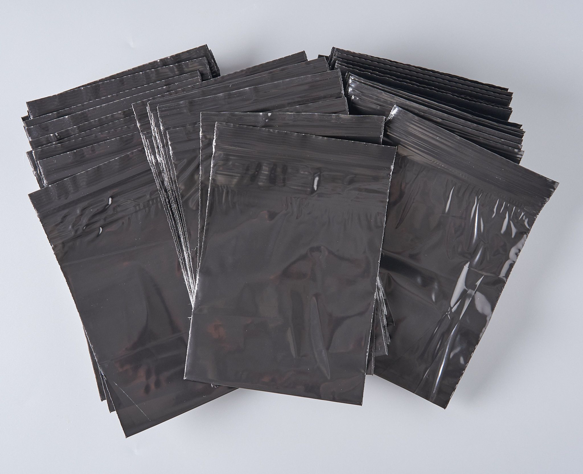 Пакет с замком Zip-Lock (Зип лок), 13х17 см, сверхпрочный, 60 мкм, черный металлик, 200 шт.